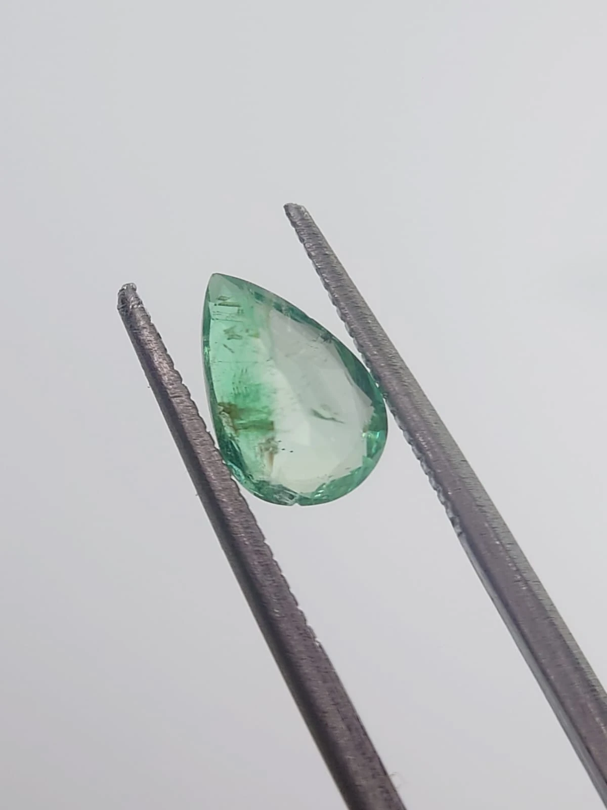 1.04ct Natural Emerald Pear Shape Loose Gemstone from Panjshir Afghanistan — view 1